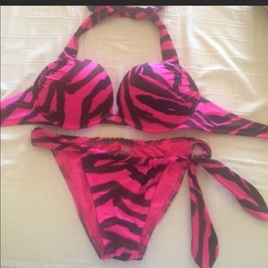 Two pieces bathing suit 👙